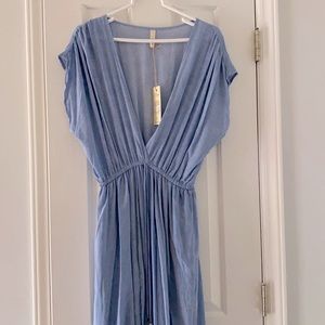 Blue long dress with short sleeves. Size large.